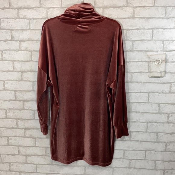 Urban outfitters evie velvet turtleneck dress size small - Picture 9 of 12